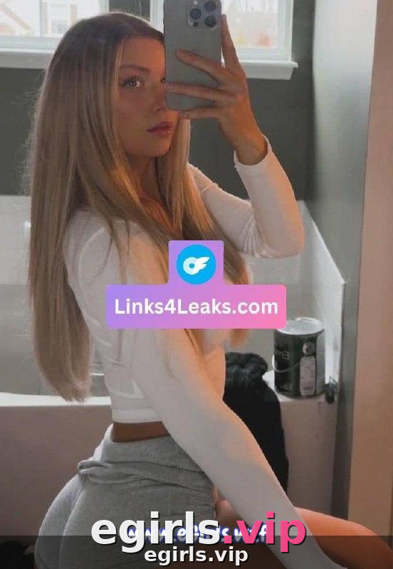 Vanessaraeadams ?  ?