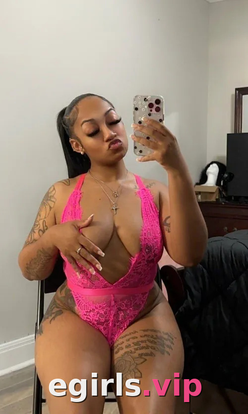Bri.Nicolee