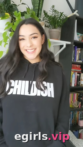 LeahGoesWilde_
