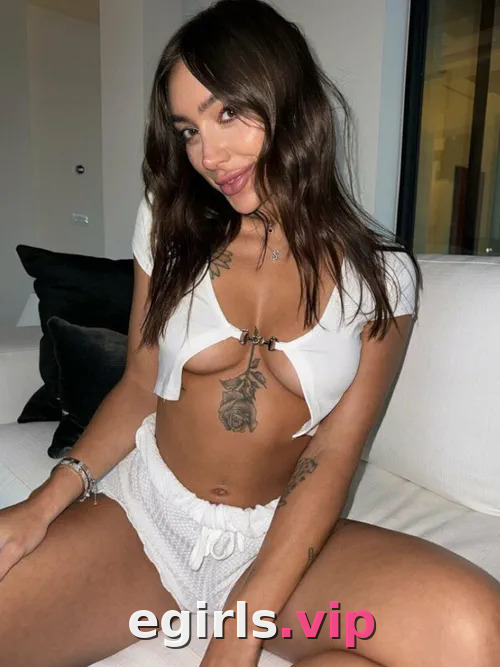 Sisirose