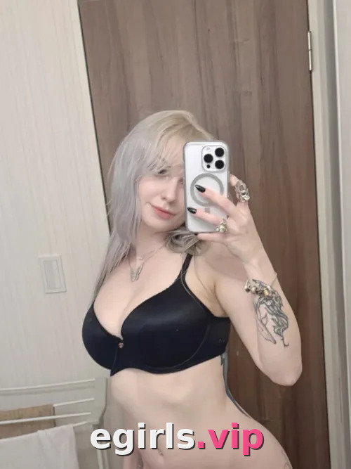 Lauren_Dragneel