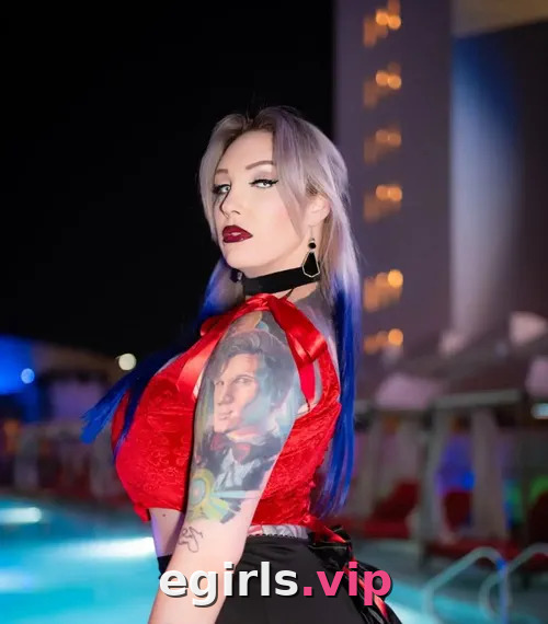 The Moist Queen themoistqueen