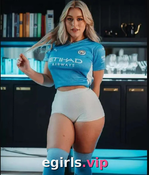elle brooke