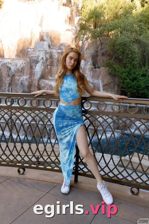 zoeyluna