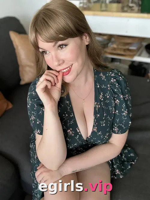 Lovescarlettxxx